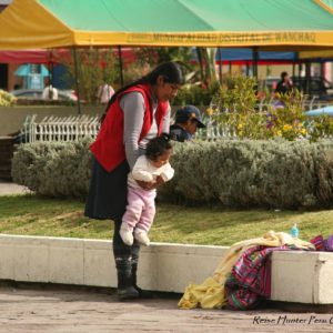 Reise Hunter Cusco Frau mit Kind