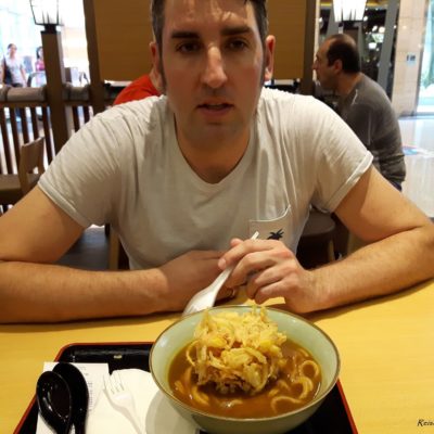 Reise Hunter Singapur Food Udon