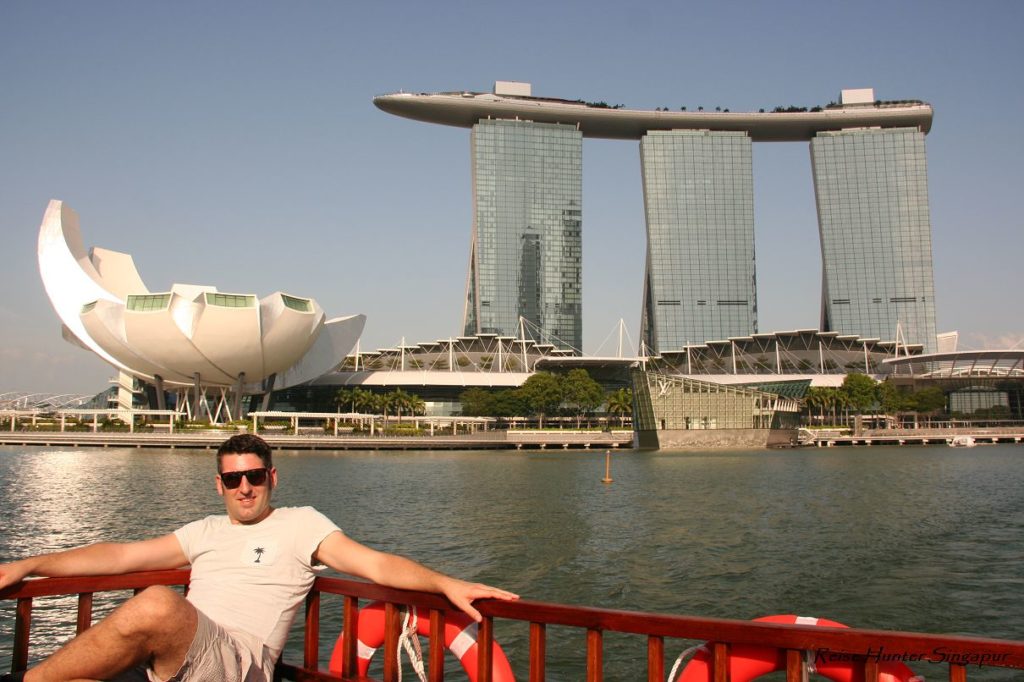 Reise Hunter Singapur Marina Bay Tower Bootstour